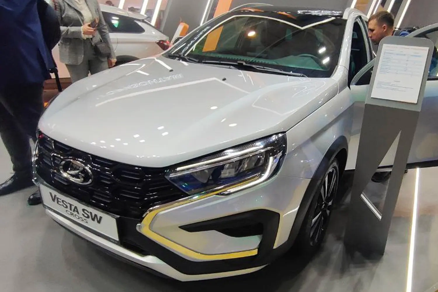     Lada Vesta Cross CNG 2025