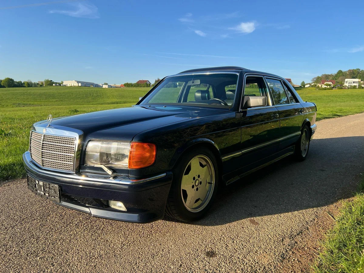      Mercedes-Benz          