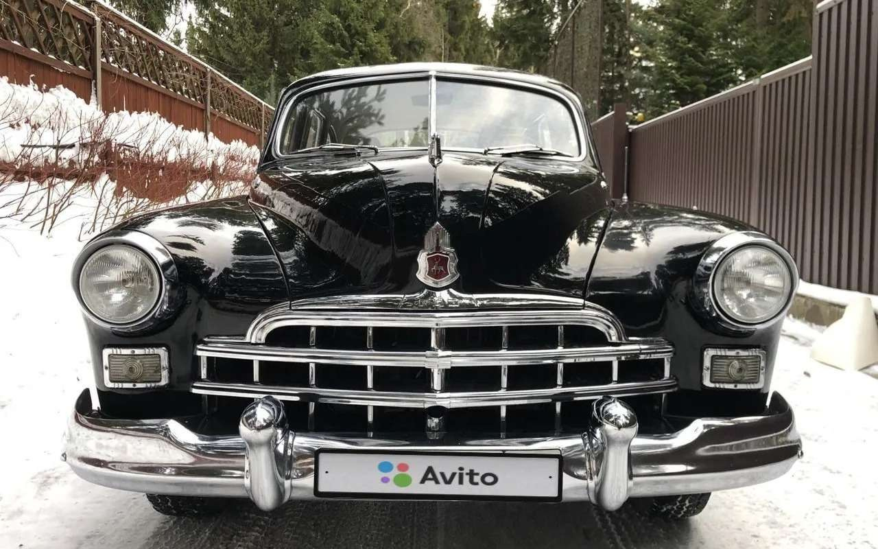 Уникальный ГАЗ 12 ЗИМ из частной коллекции с АКП от Mercedes продают в России