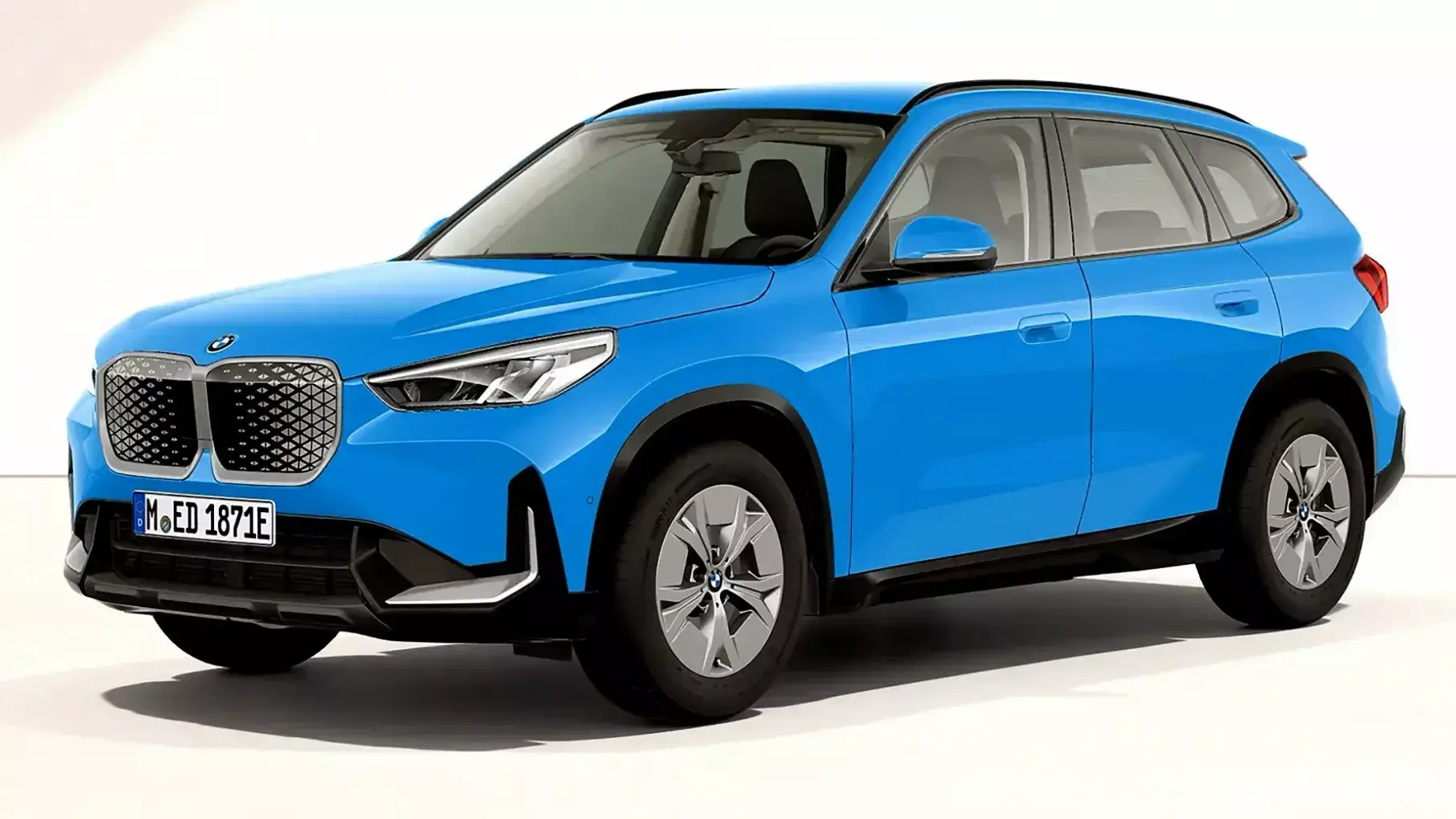 BMW остановила выпуск части моделей iX1