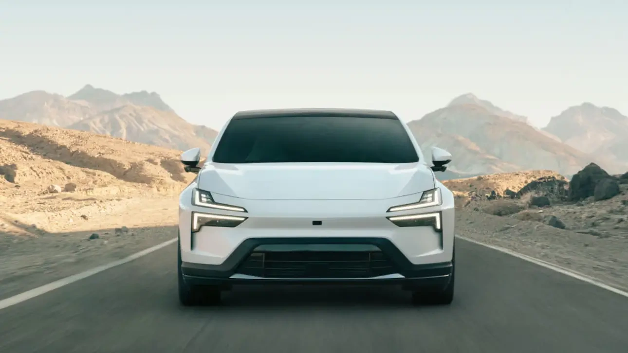 ,      : Polestar 4    -