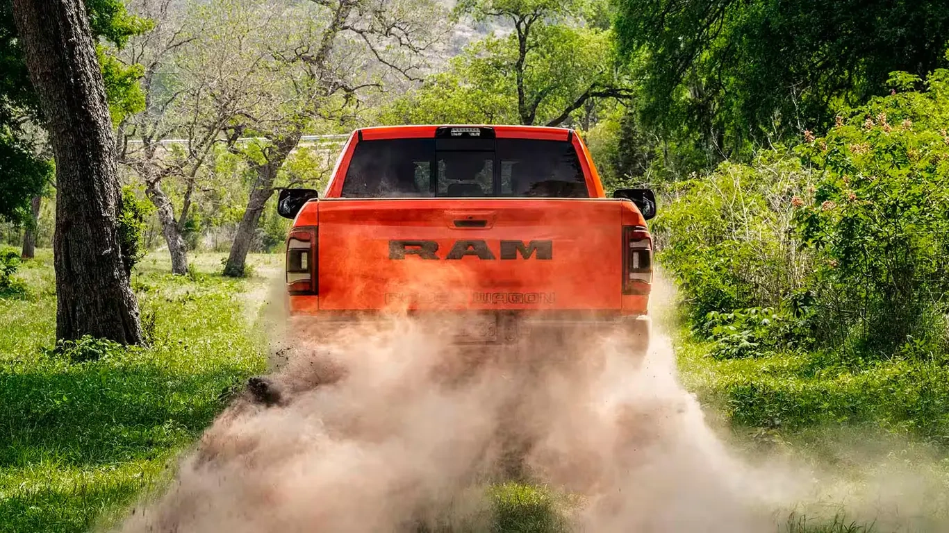 «Бомба на колесах»: Stellantis отзывает Ram после выявления опасной неисправности