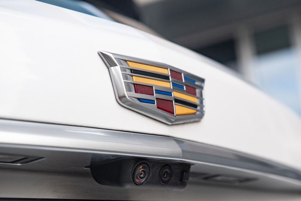 Cadillac CT4 ���������� �� �����: ������ ������� � ������������ ������ �����