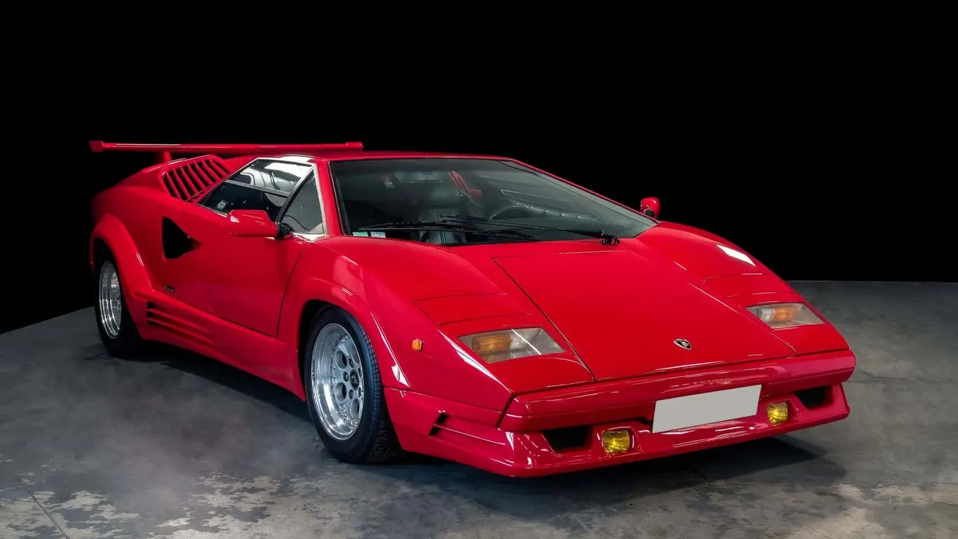    Countach     Retromobile:   420 000 