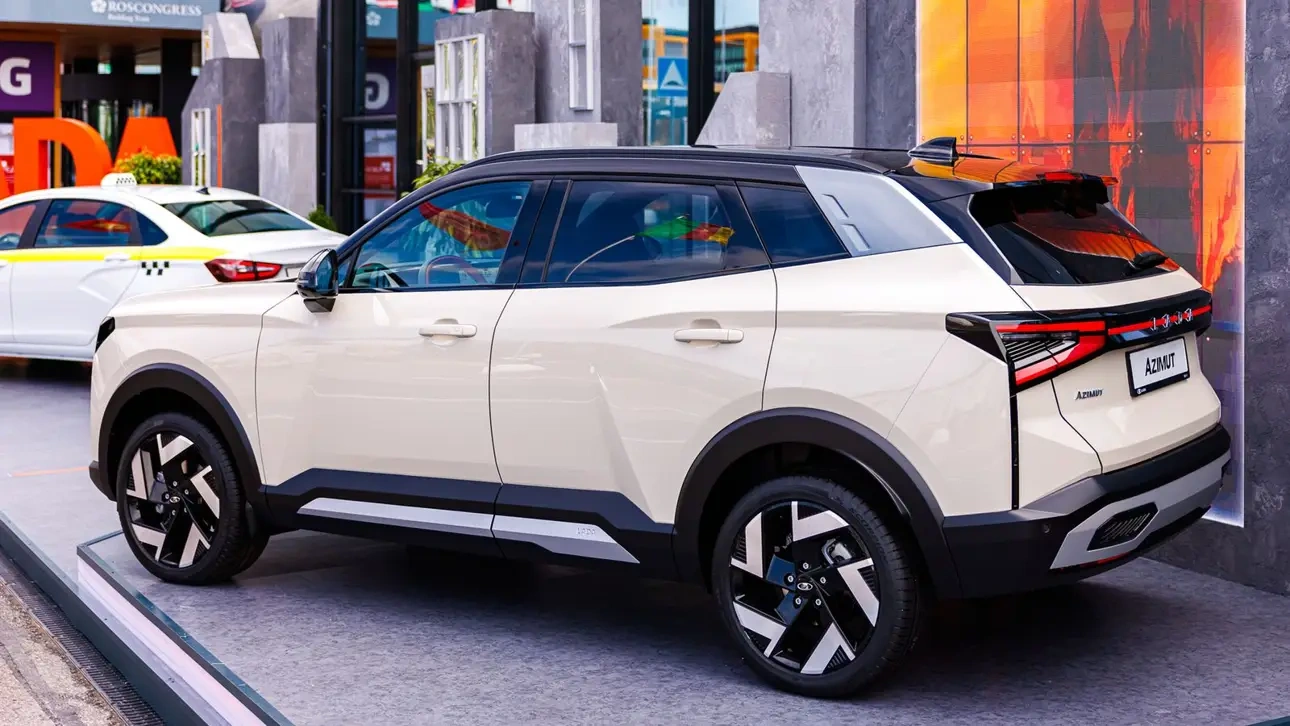       LADA Azimut