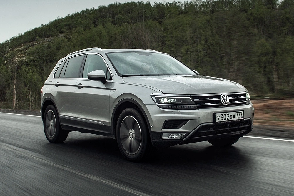      Volkswagen Tiguan - " "  2,7  
