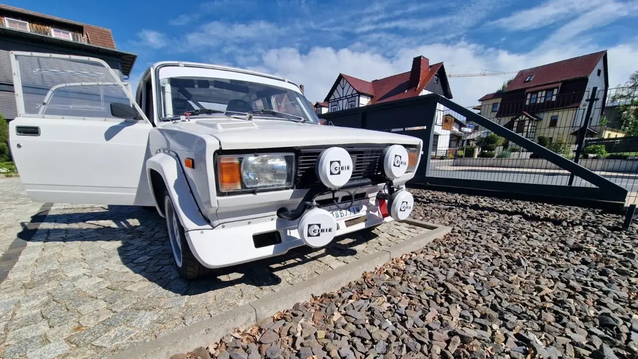 ������ Lada ������ ������ ����������: �� ��������� 2105 VFTS ������ $71 500