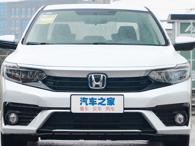      Honda Envix  2,2  