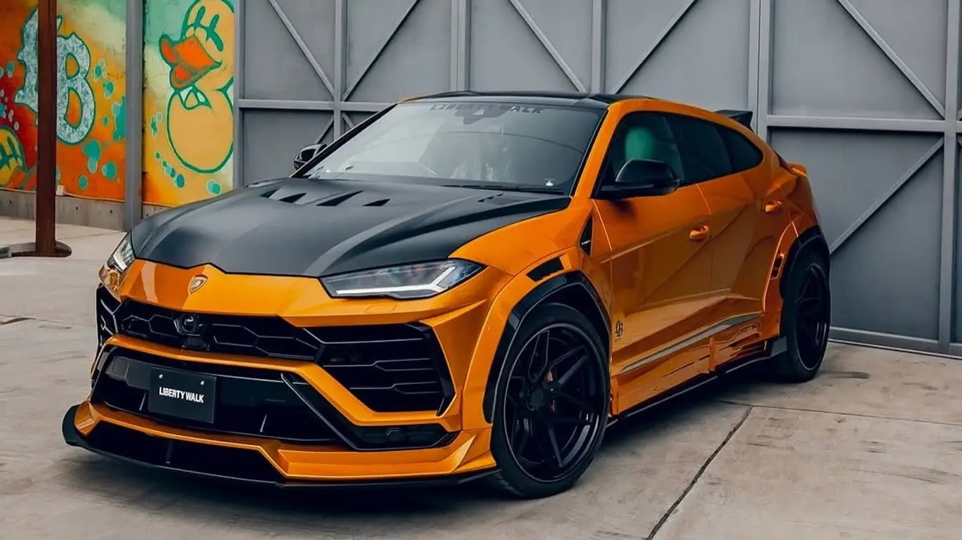 Liberty Walk  Lamborghini Urus   :      