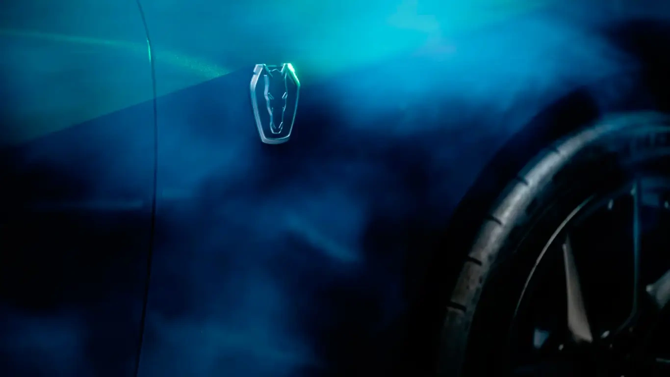 Ford ������� ����� ������ Dark Horse: ����� ����� ������������� �������