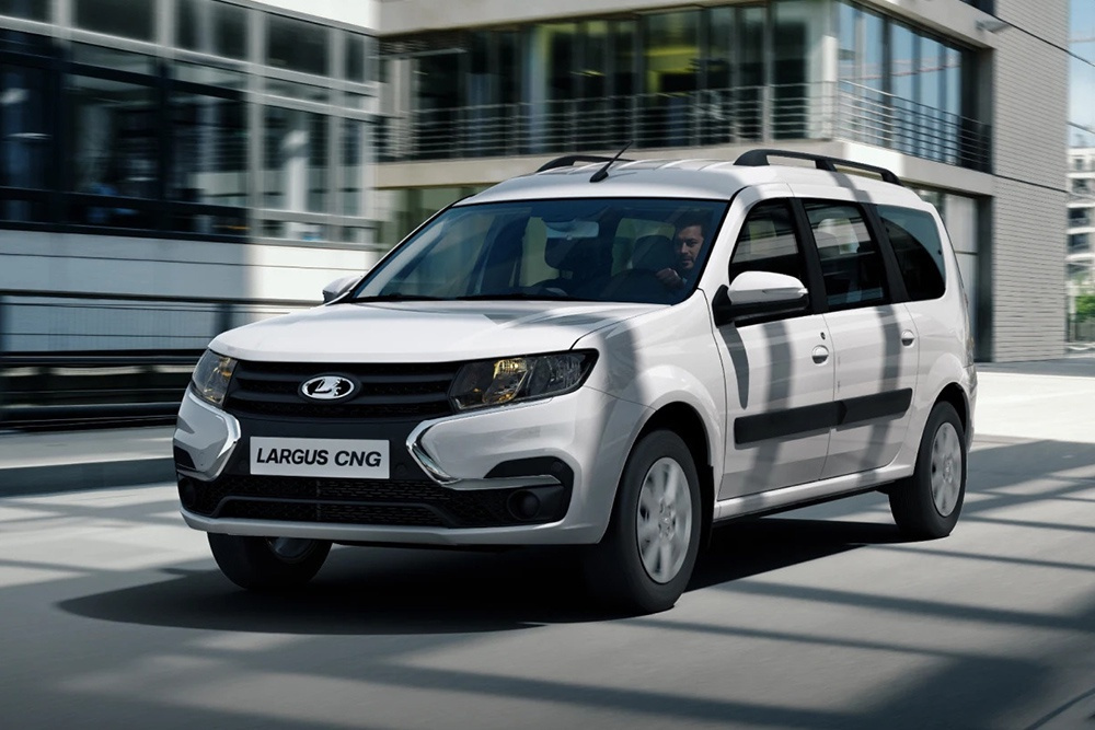 Lada Largus CNG       710 000 