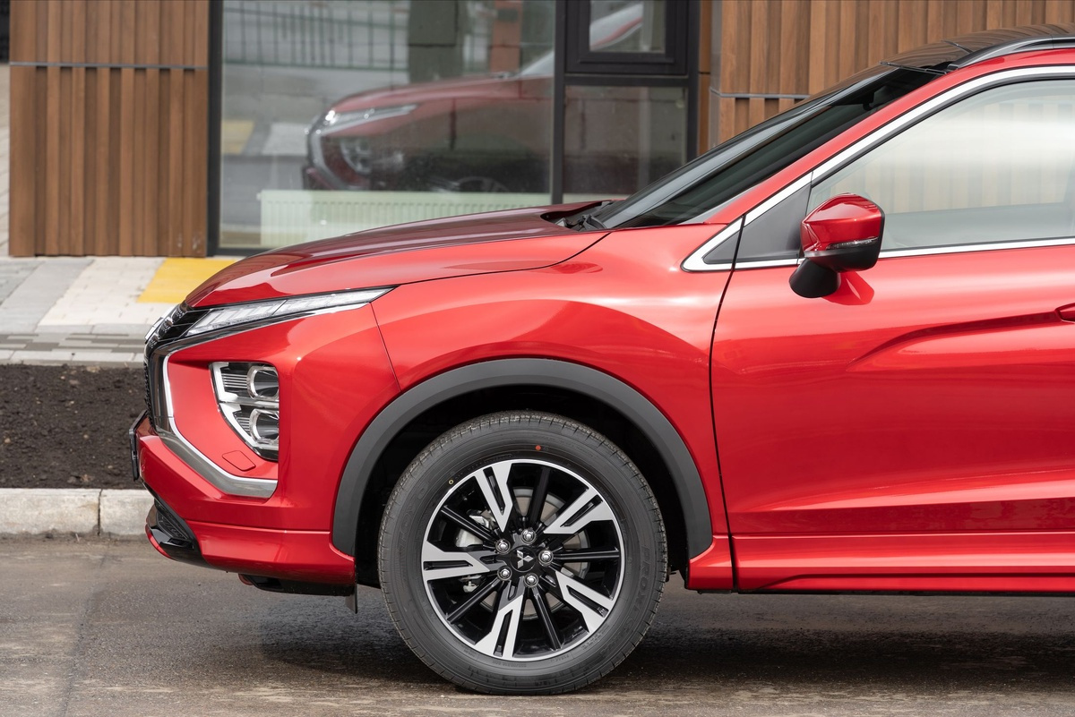 В России начались продажи Mitsubishi Eclipse Cross
