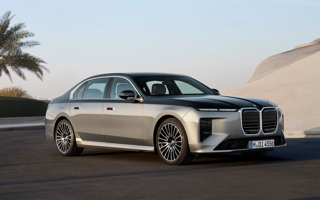 ����� BMW 7 Series �������� � ������� � ������. ������ �������� �����