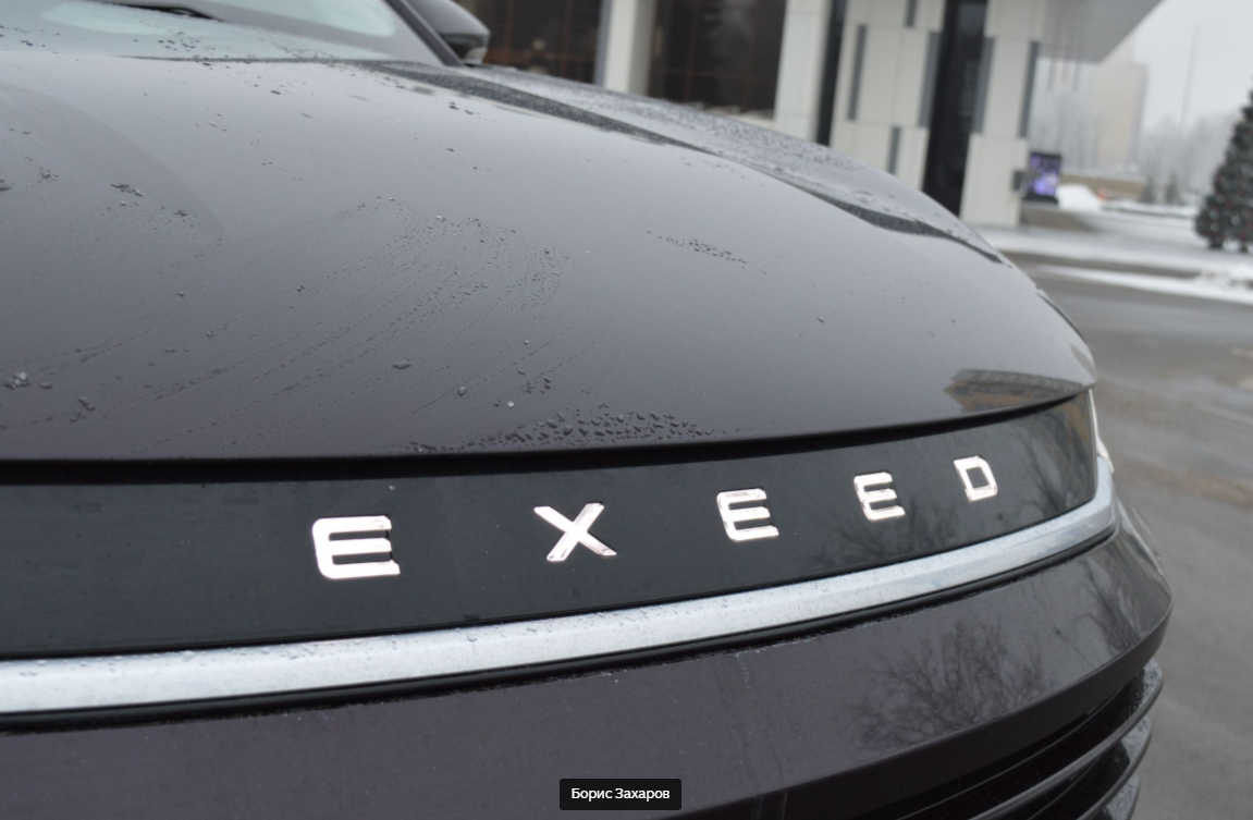 ����� ��������� ���������� ����� ����� �� ���� Lada Vesta SW Cross