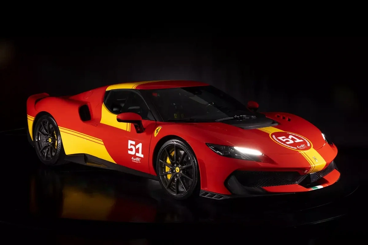  Ferrari       