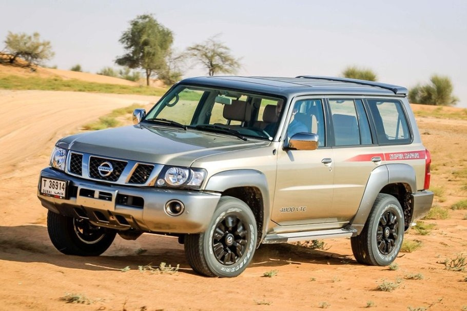     4,8- V6,     ,  2024  .    Nissan Patrol Y61