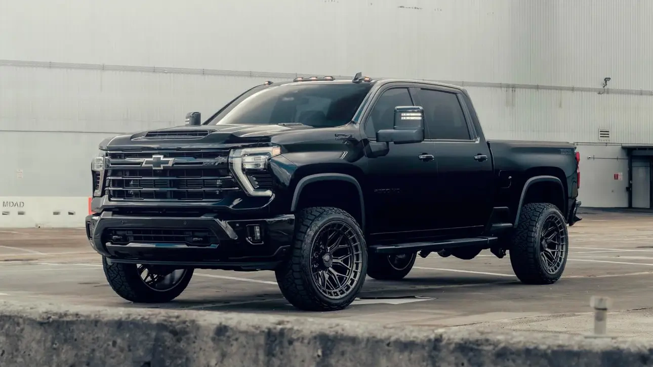 Chevrolet Silverado ���������� � ������� ������� �� �������� ������ ����� ���������� ������