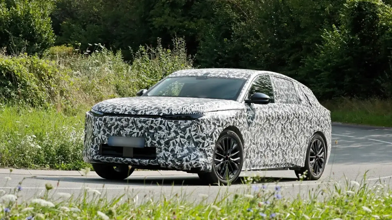 DS ����� ��������� �������-�����, ��� ������� ����� ���������� � �������: ������� �������� ���������� Audi � Mercedes