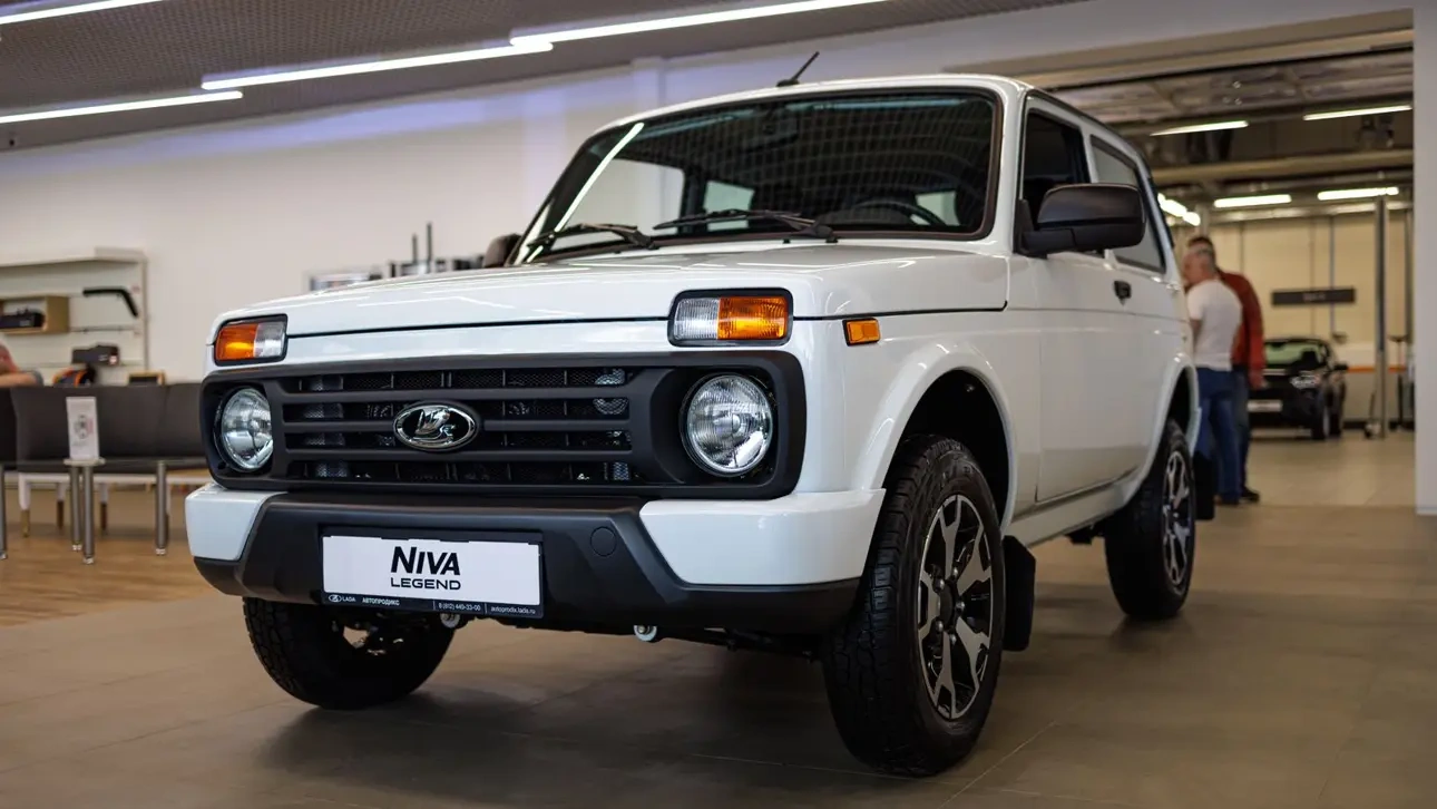     Lada Niva  90- 