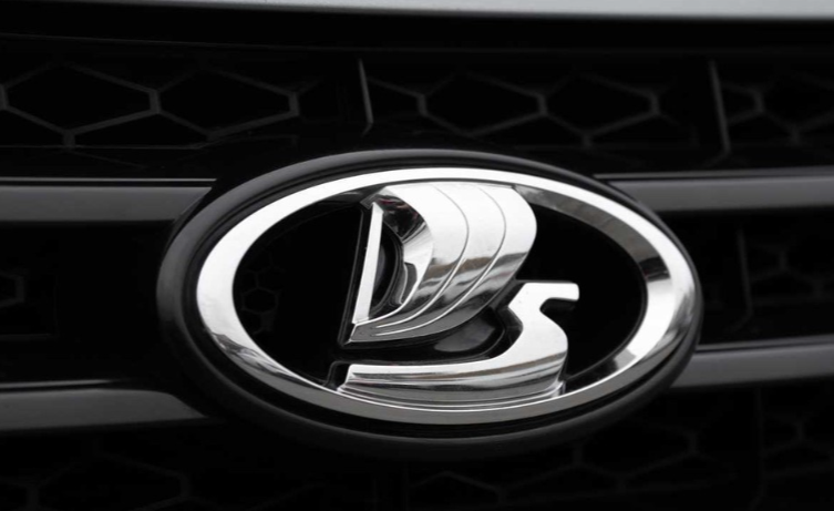 Lada Azimut �� ������� � �������: ��� ������� ���������� ��� ������ � �����