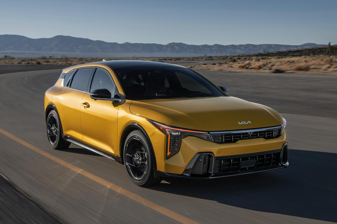 Kia                2026 