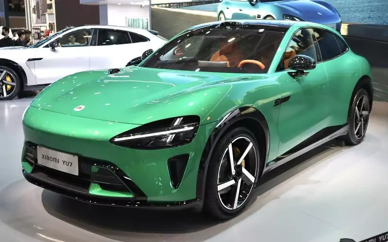 ������������ ����� �������� ��������� �����, ��� � Mercedes-Maybach