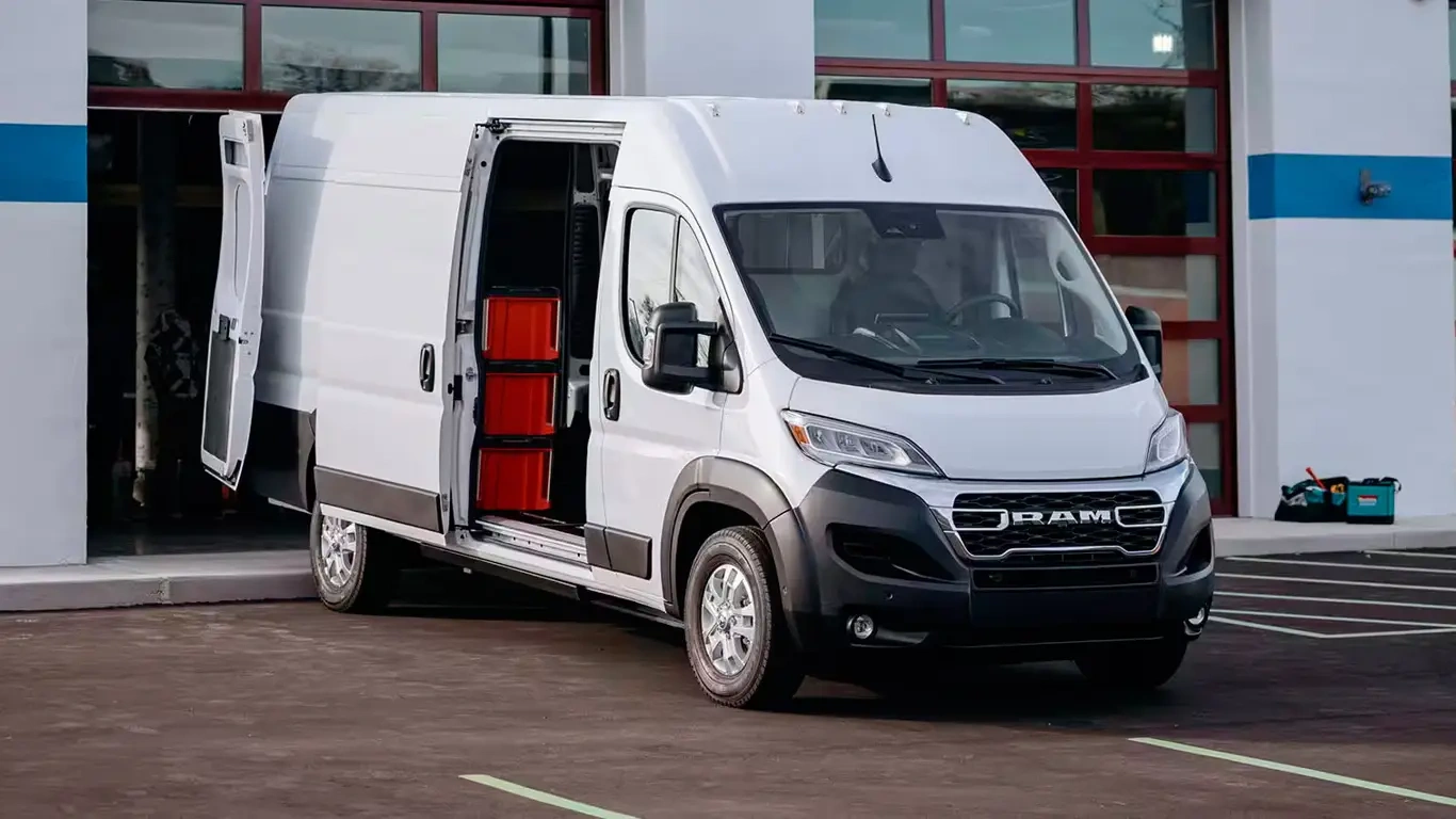 Ram ProMaster EV 2025:   Ford  Rivian  , , 