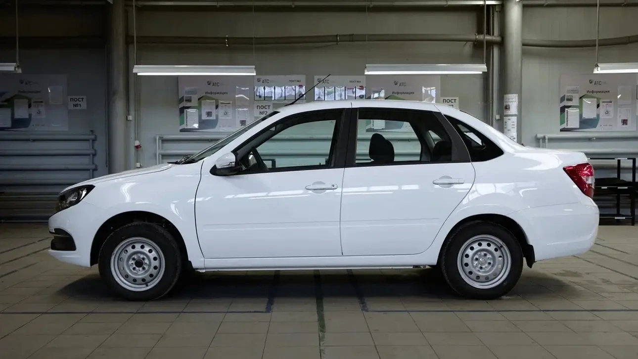 LADA Granta   :     