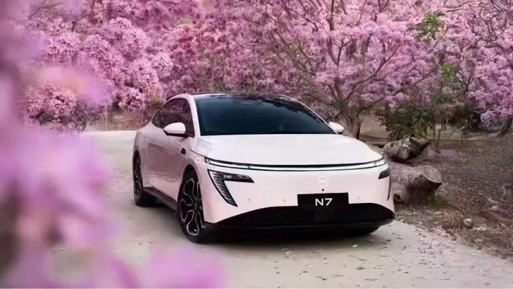    Nissan N7     