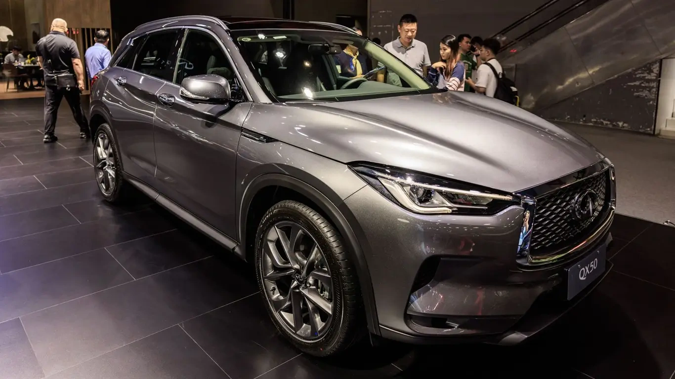  Nissan  Infiniti   :    