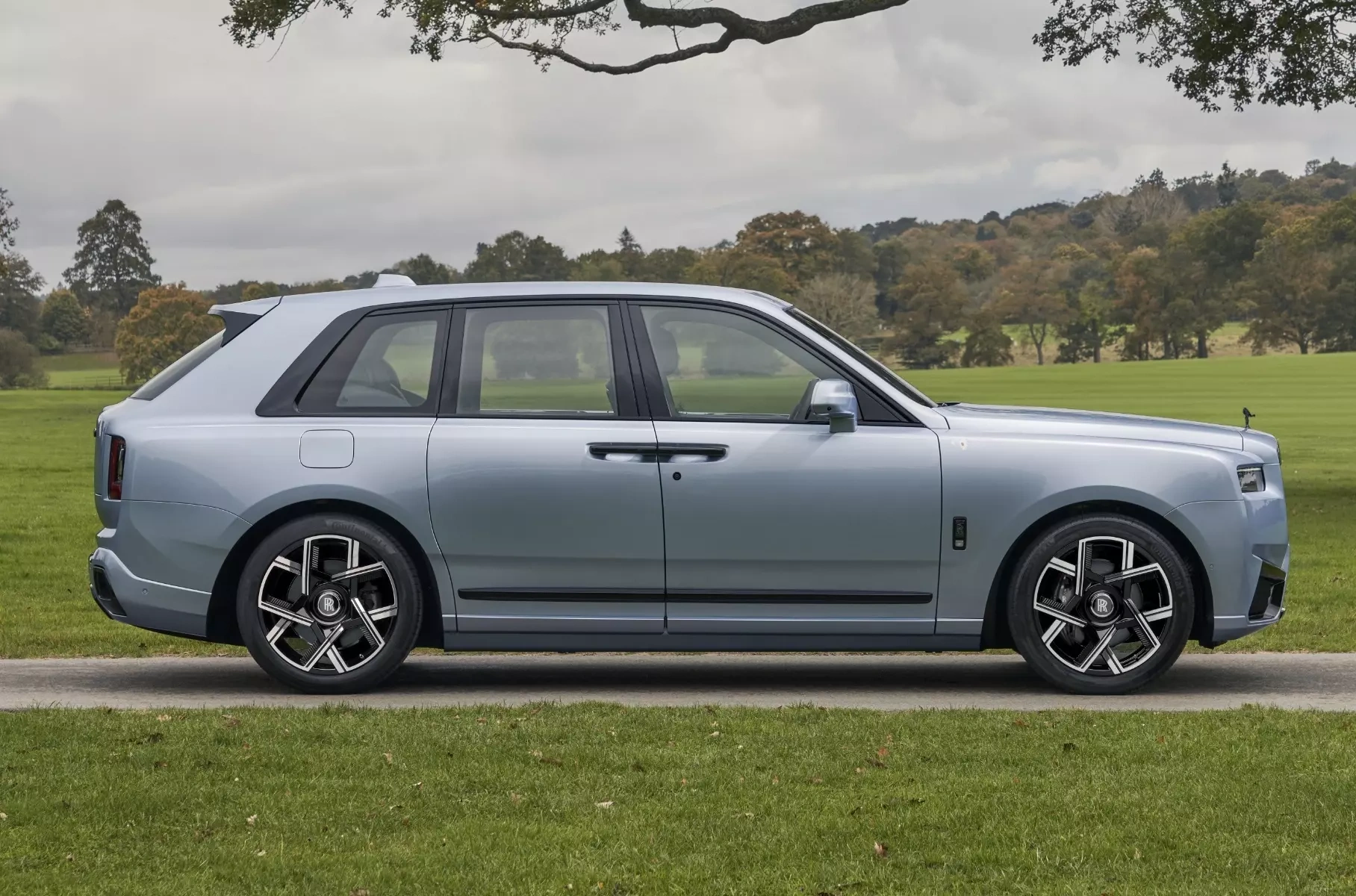 Rolls-Royce   Cullinan   