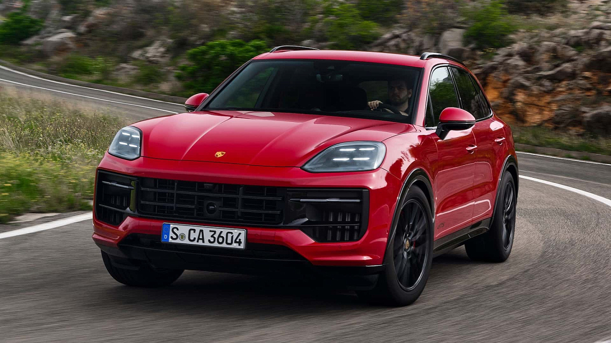 Porsche Cayenne 2025    ,    