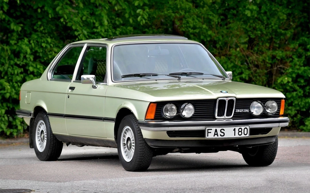  46- BMW 3 Series   .    