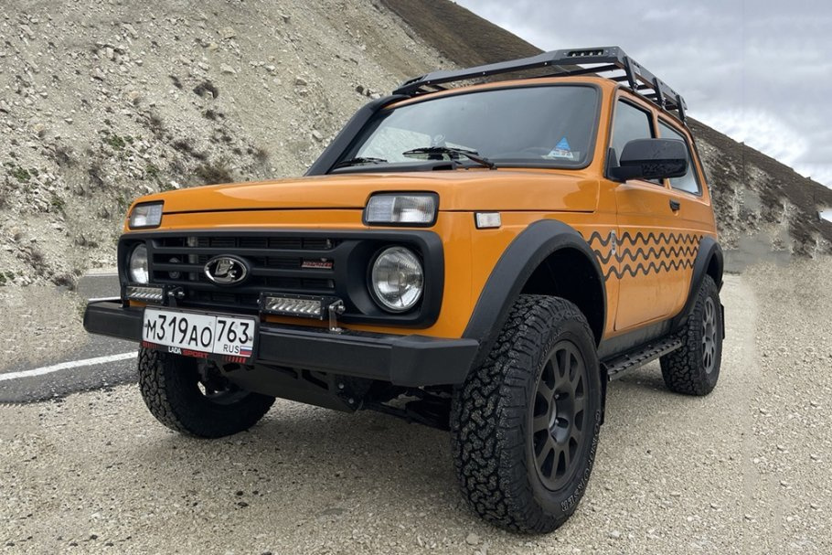  :   ,   Lada Niva Sport