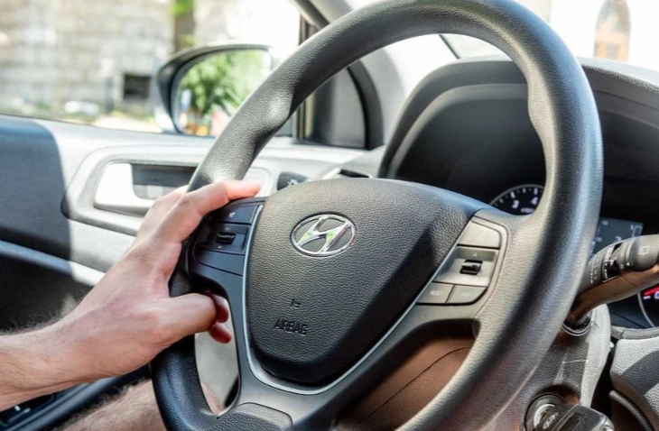 Hyundai ������������� � �� ��������� ������� Genesis