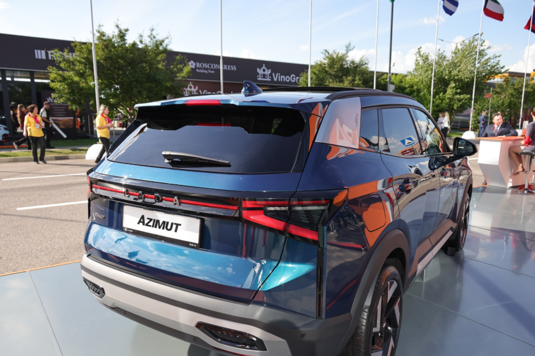 Стало известно, когда Lada Aura и Azimut получат новые моторы