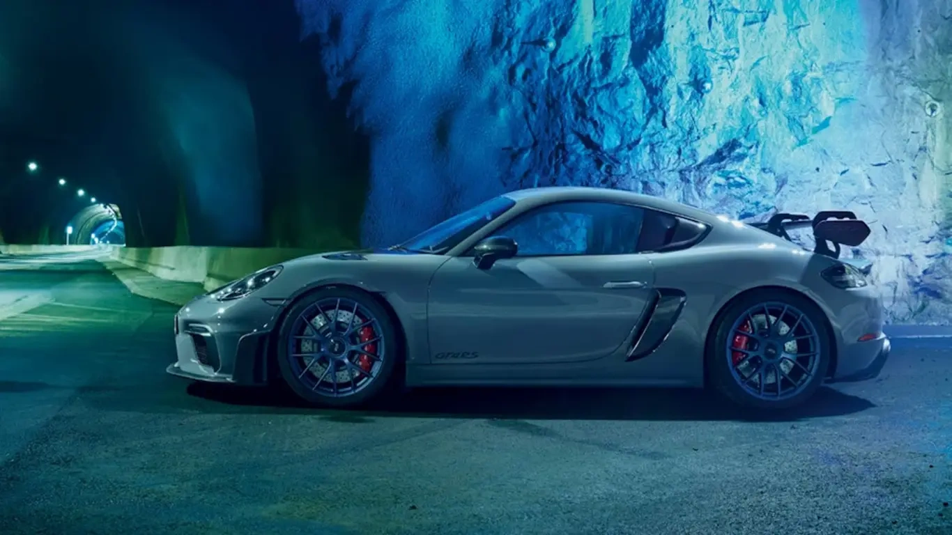 -Cayman  : Porsche      