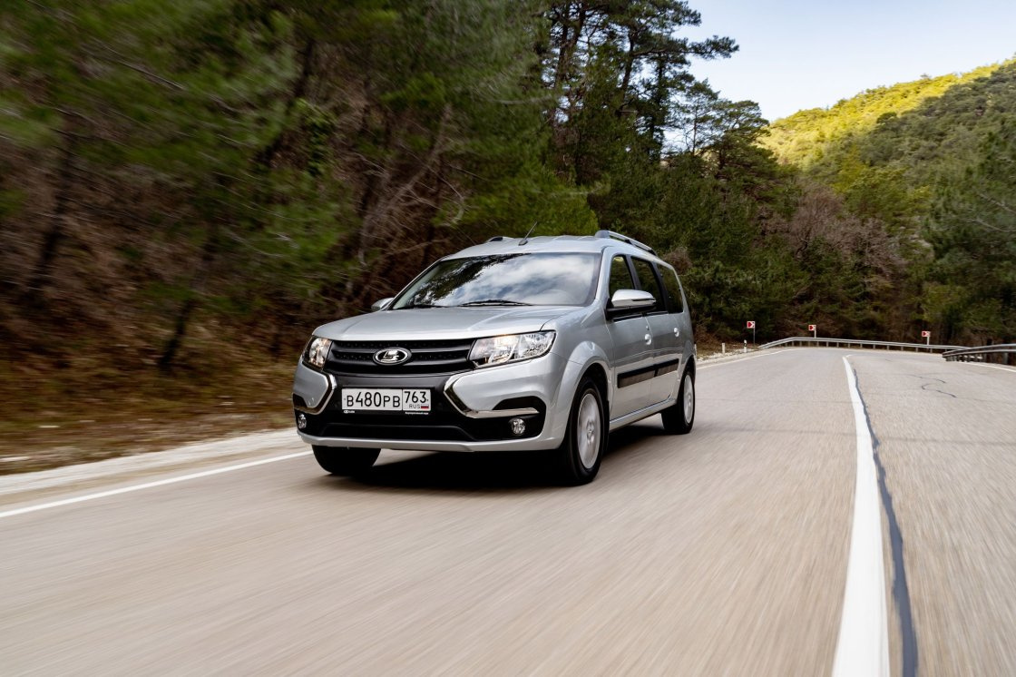       Lada Largus