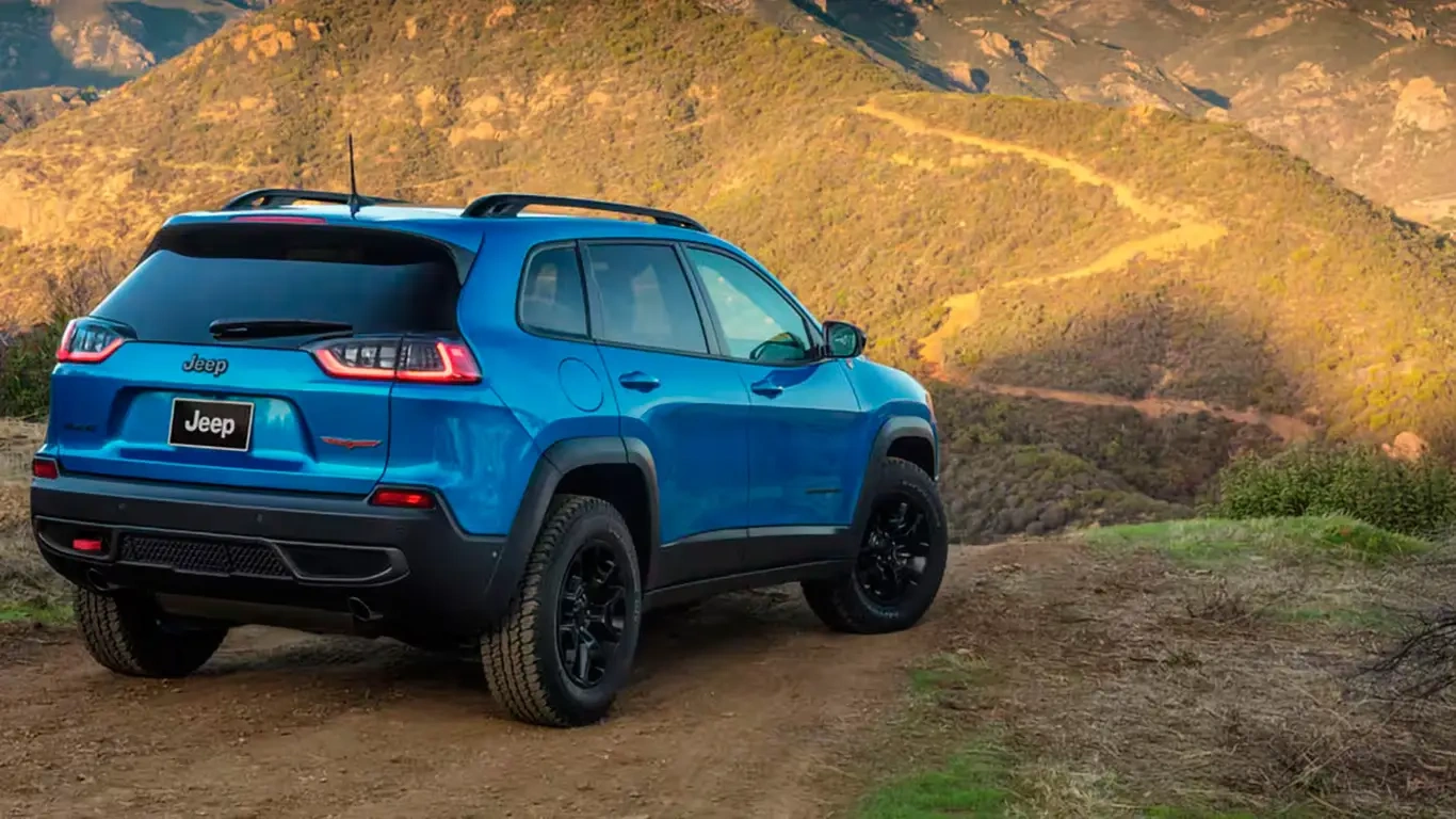 Bronco   : Cherokee     