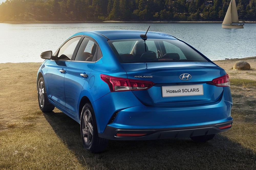  :   Hyundai Solaris,     2  