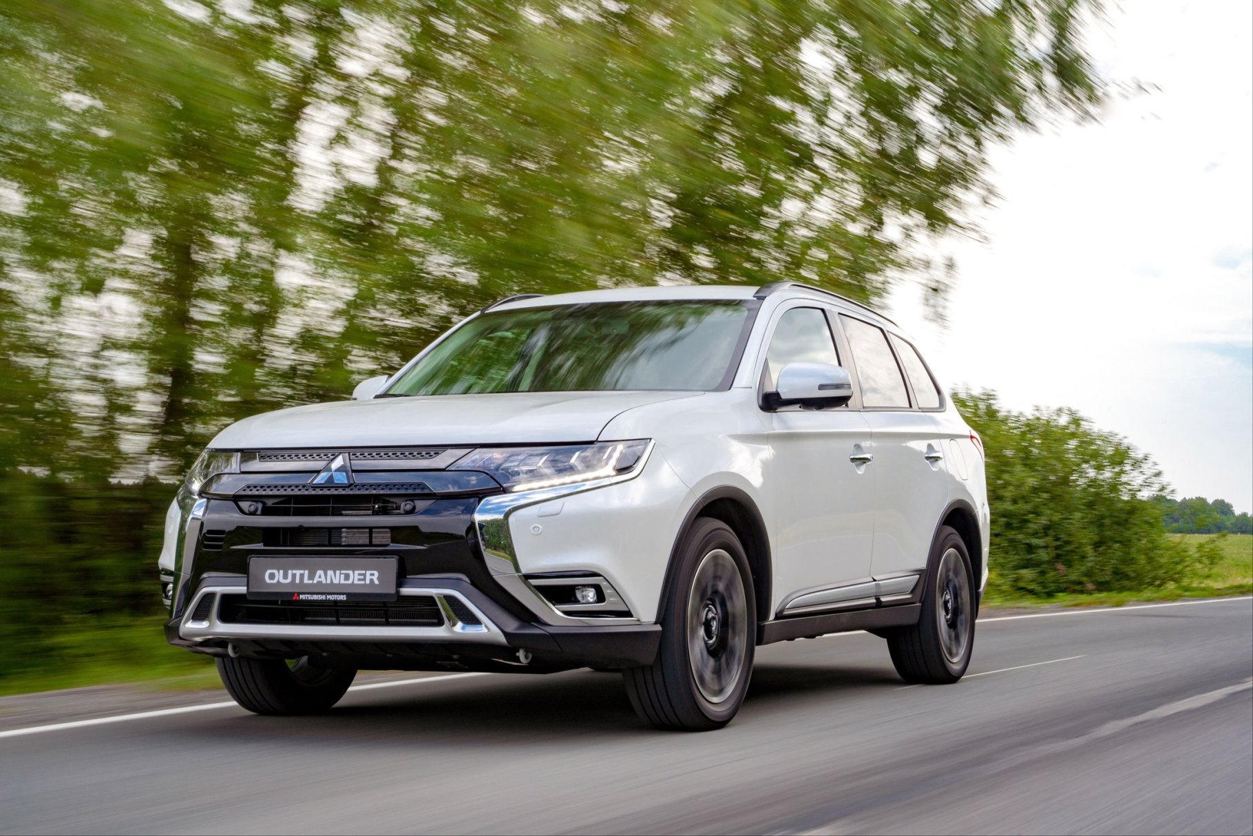 Mitsubishi     Outlander  