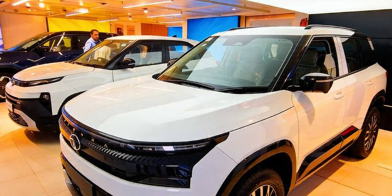 ��������� ���� ������� ������: ������� ����� ����� TATA � Mahindra � 2026 ����