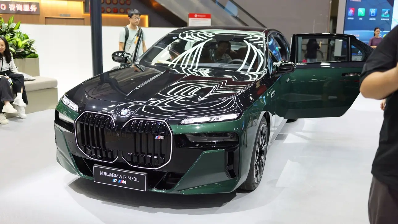 Возвращается легенда: новая BMW ALPINA 7 Series станет роскошным флагманом с характерным рыком