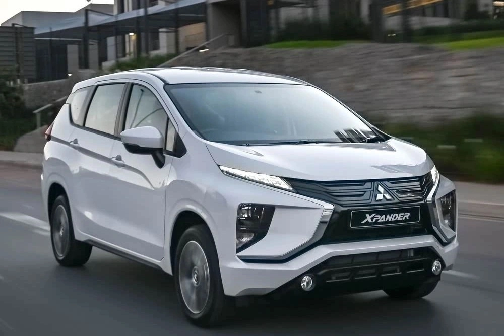 � �� ����������� ������� Mitsubishi Xpander � Xpander Cross