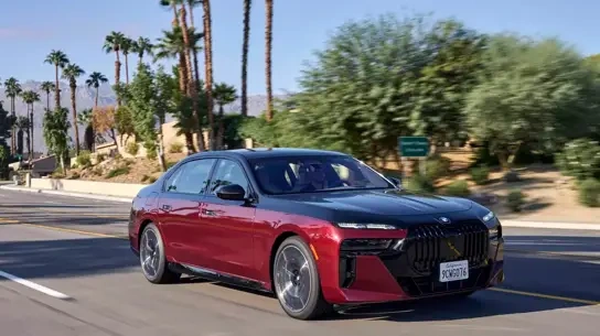 BMW ������� �������: ����� ������� ����� ��������� ����� ��� Rolls-Royce