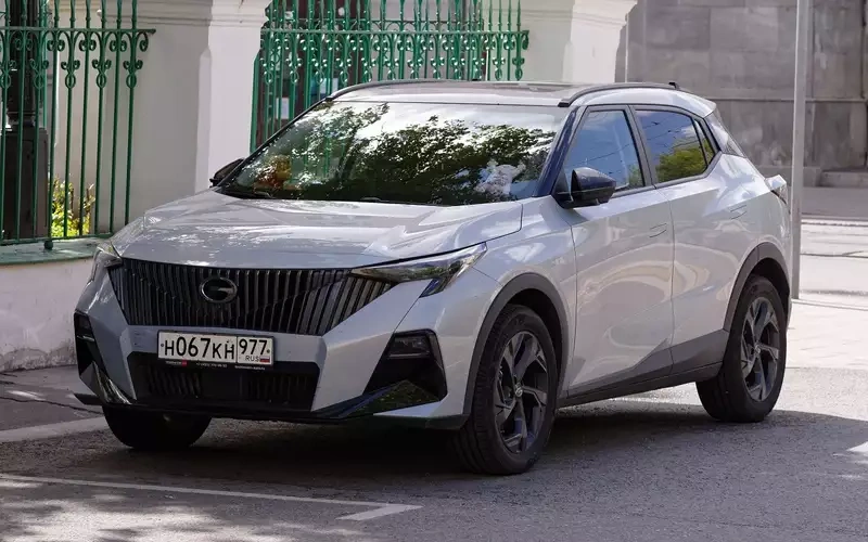 Первые автомобили GAC, выпущенные в РФ, появились в продаже: известны цены