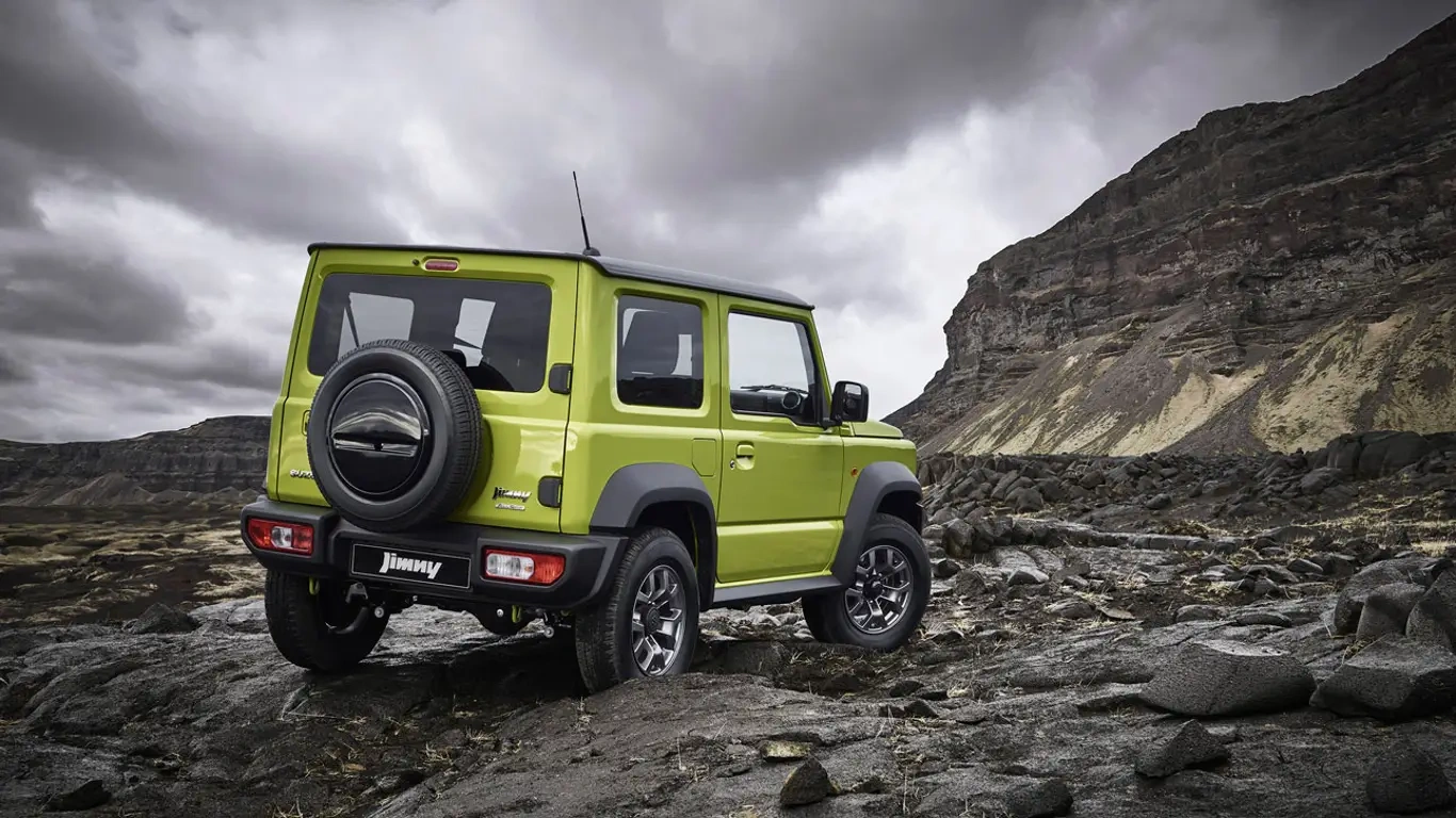 Suzuki Jimny     : Hyundai      