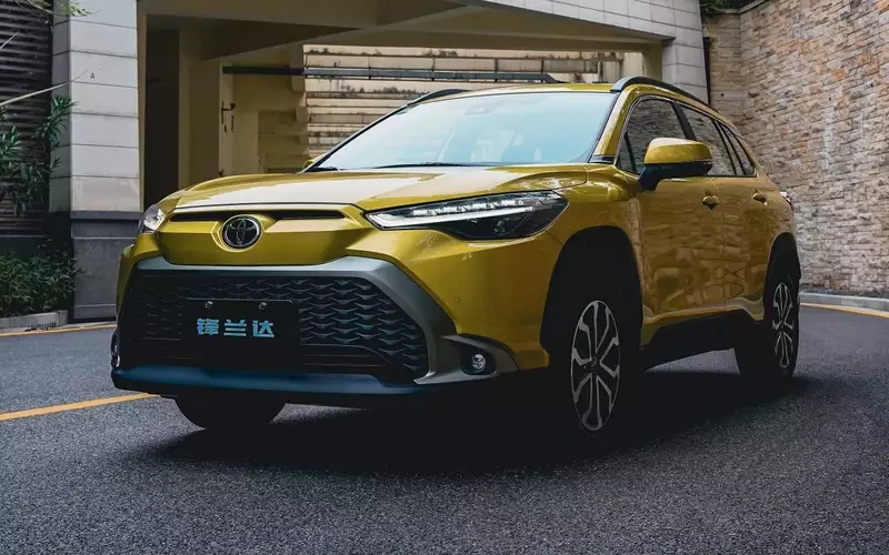        Toyota   2 