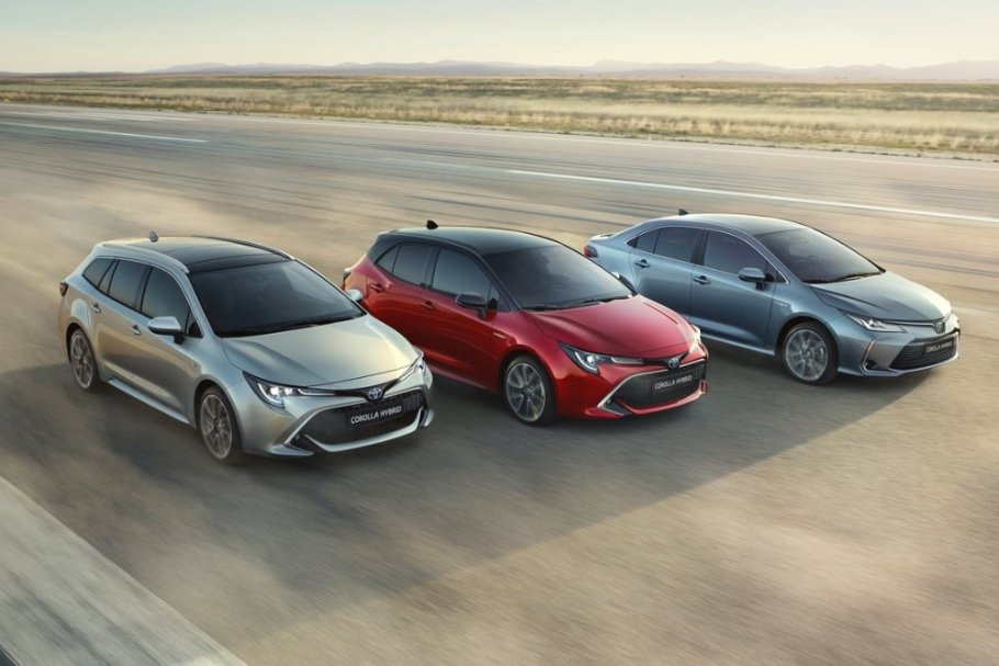 В РФ возобновили продажи Toyota Corolla: авто везут из Китая и Японии