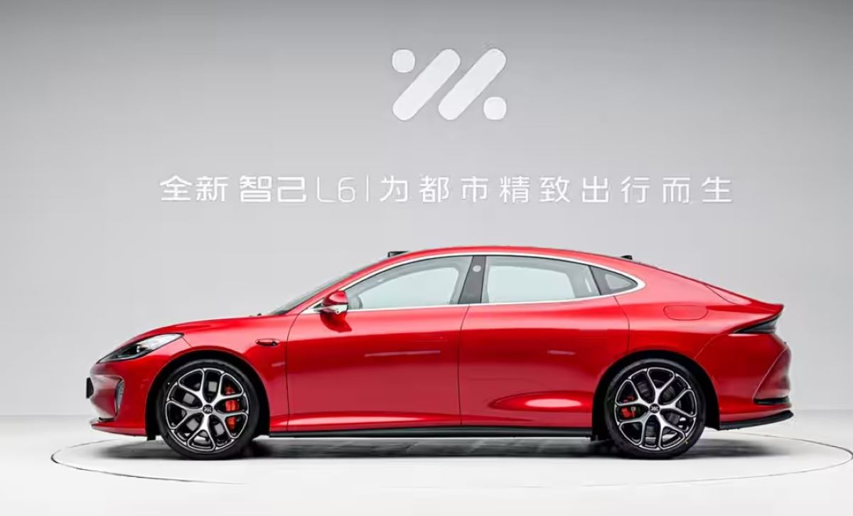   2,46 .   Zhiji L6   Xiaomi SU7